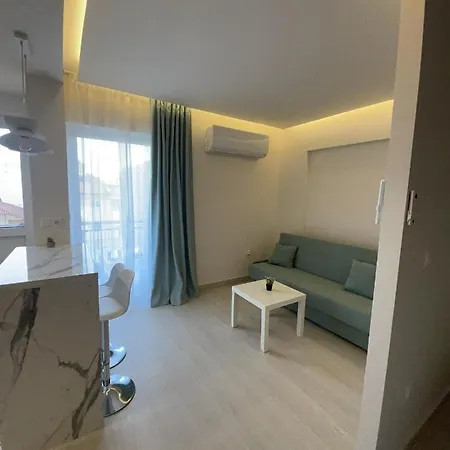 Loutraki Apartment Exterior photo