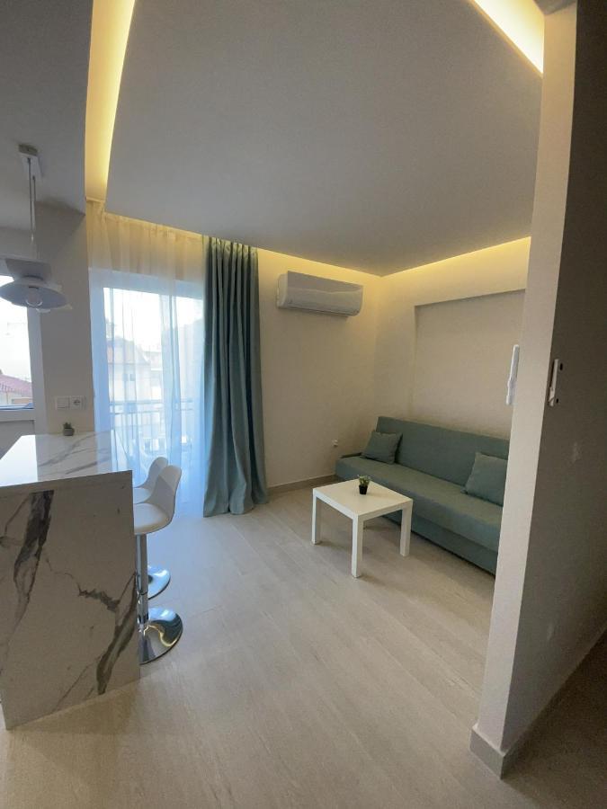 Loutraki Apartment *